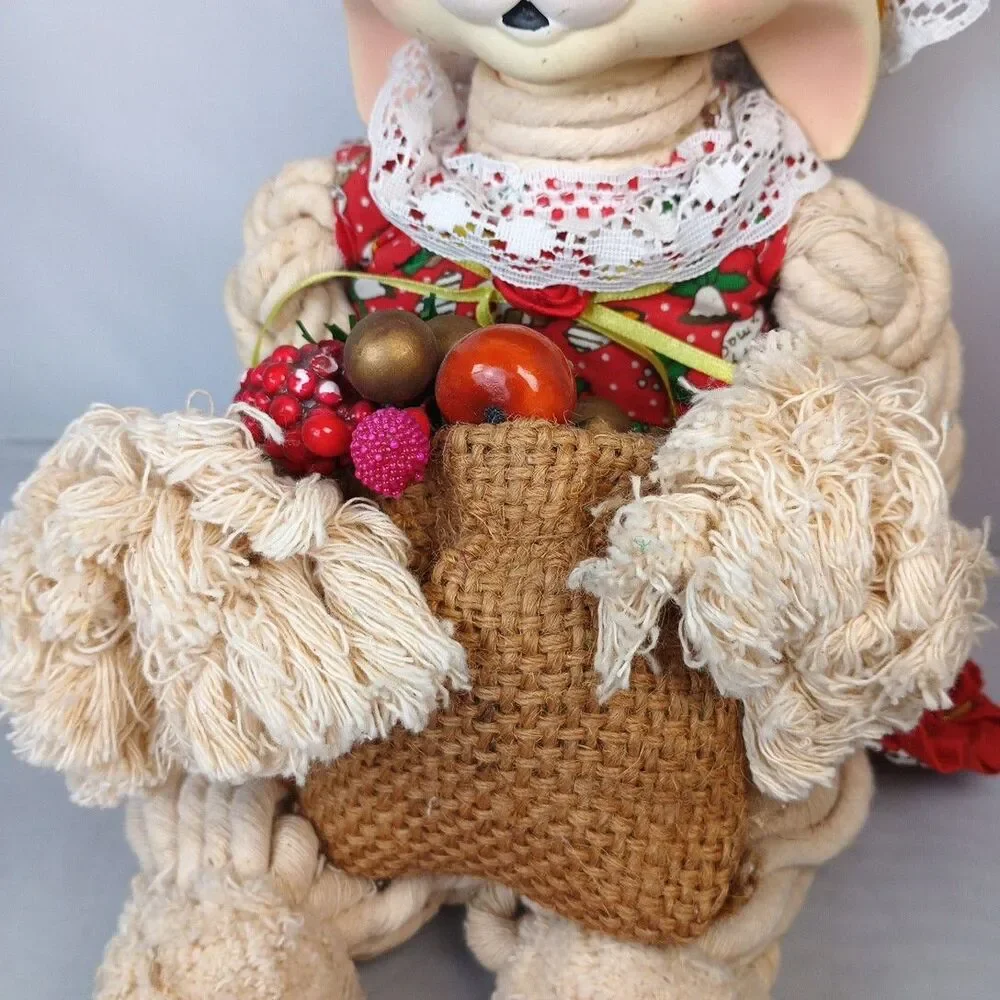 1993 House Of Lloyd Christmas Around The World Flossie The Sitting Bunny W/Box